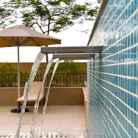 Megaluxury Flat Resort, Amazing Pool, Burj Direct View دبي المظهر الخارجي الصورة