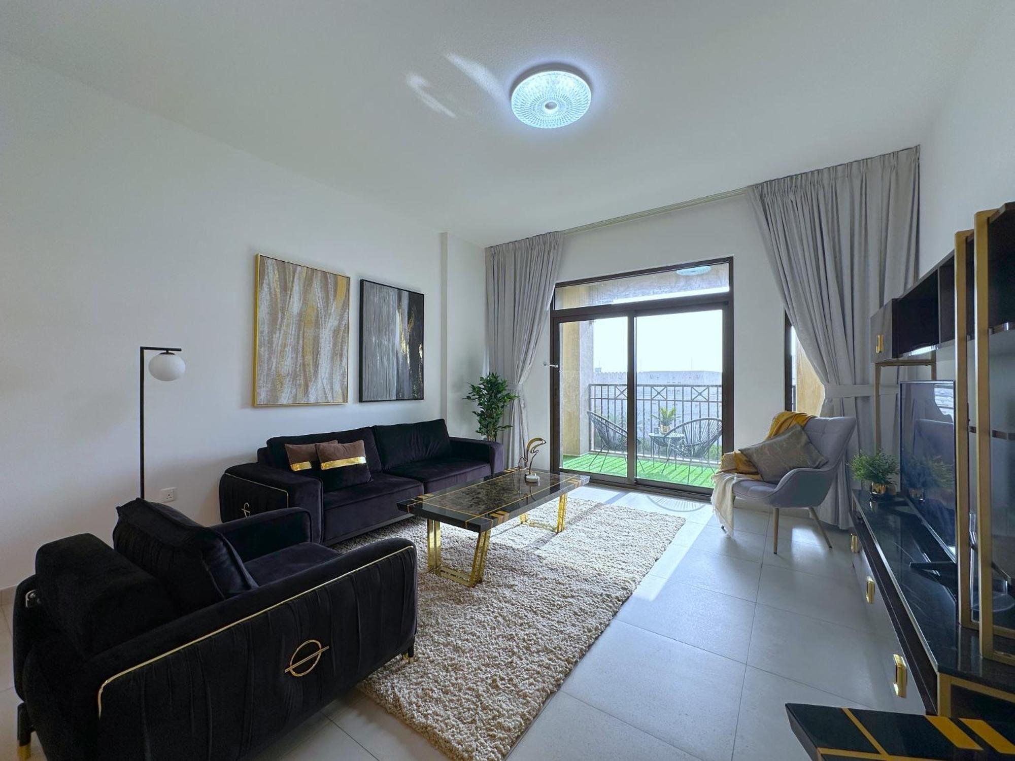 Megaluxury Flat Resort, Amazing Pool, Burj Direct View Dubai