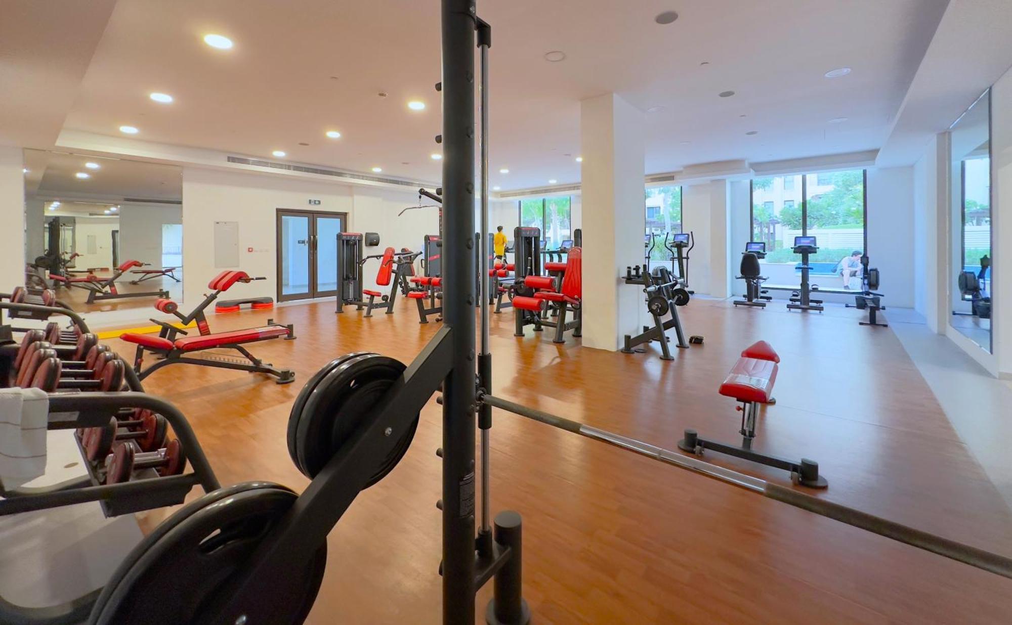 Megaluxury Flat Resort, Amazing Pool, Burj Direct View Apartment Dubai